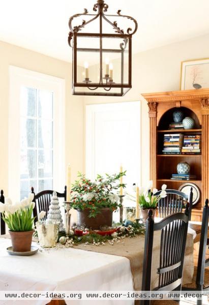 traditional dining room by AJ Margulis Interiors