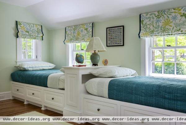 farmhouse bedroom by Crisp Architects