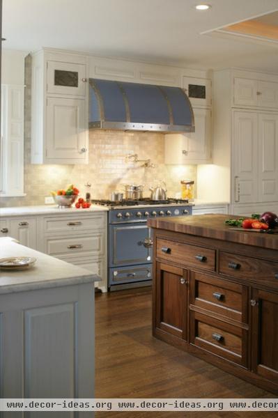 Kitchen of the Week: History Lives in a Greek Revival