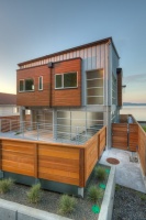 Houzz Tour: Sturdy Enough for a Tsunami