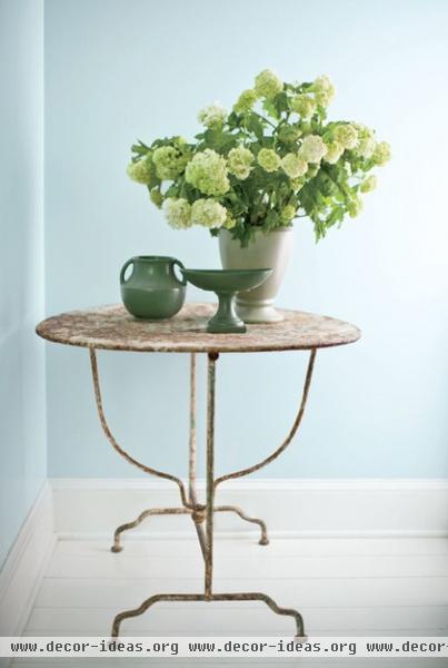 Benjamin Moore Floats Breath of Fresh Air as Its Color of 2014