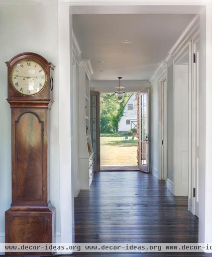 farmhouse hall by Donald Lococo Architects