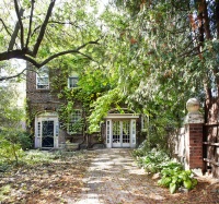 Houzz Tour: Parisian Modern Updates for a Toronto Coach House