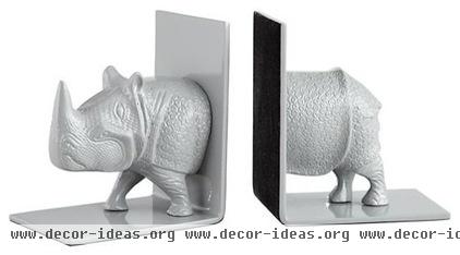 Guest Picks: 20 Fantastic Bookends