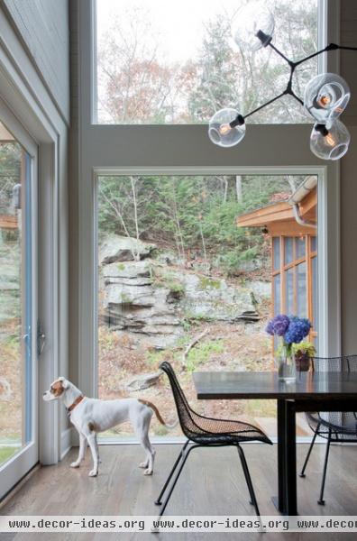 contemporary dining room by Hall Smith Office_Architecture