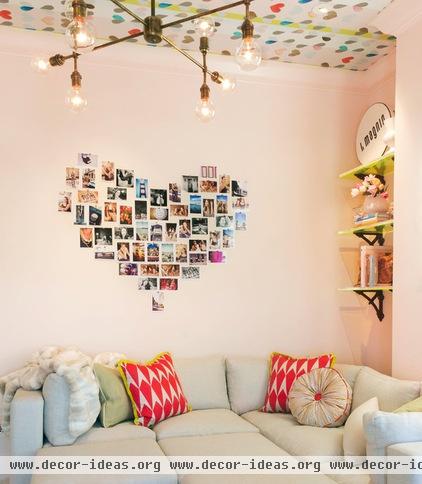 How to Design a Family Photo Wall