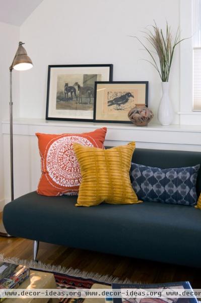 Mix Pillow Patterns Like a Pro: 17 Foolproof Themes