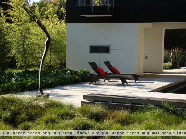 contemporary landscape by Randy Thueme Design Inc. - Landscape Architecture