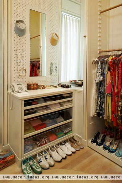 transitional closet by Clos-ette Too