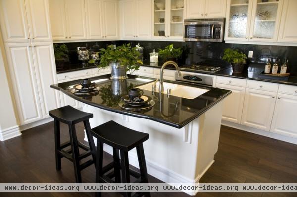 How to Reface Your Old Kitchen Cabinets