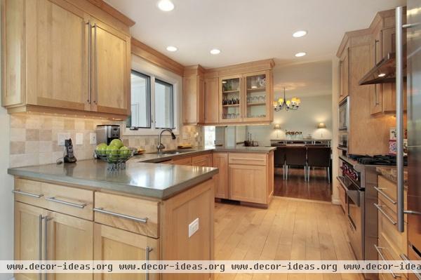 craftsman kitchen by Benchmark Home Improvements