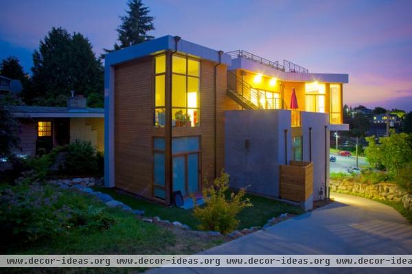 Houzz Tour: Craning Toward the View in Seattle