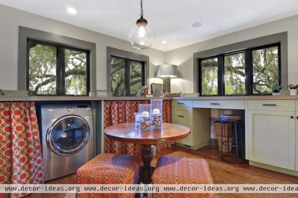 transitional laundry room by K & K Custom Cabinets LLC