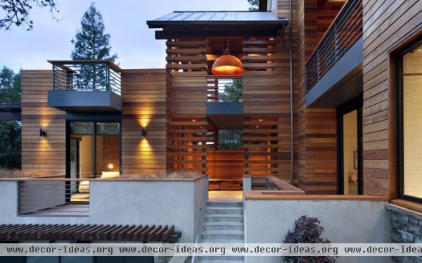 modern exterior by SB Architects