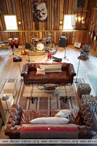 Houzz Tour: Rocking Out in a Converted Stable