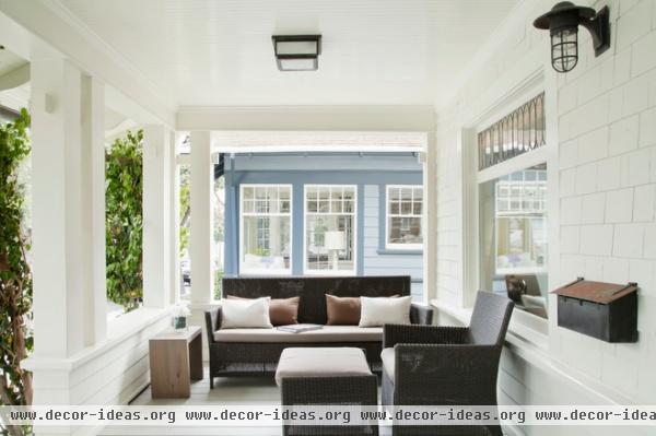 craftsman porch by Evens Architects