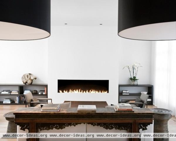 Ribbons of Fire: 10 Artfully Minimalist Fireplaces