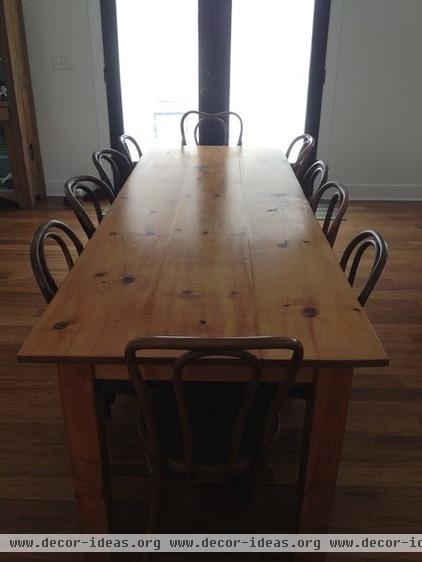 traditional dining room by Alison Hodgson