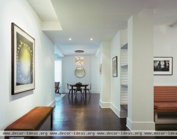 Houzz Tour: Mod Remakes for a Silver-Screen Couple