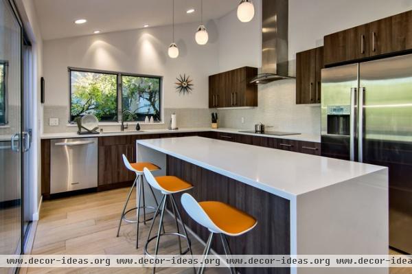 midcentury kitchen by Bill Fry Construction - Wm. H. Fry Const. Co.