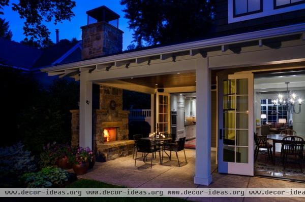 craftsman patio by Locati Architects