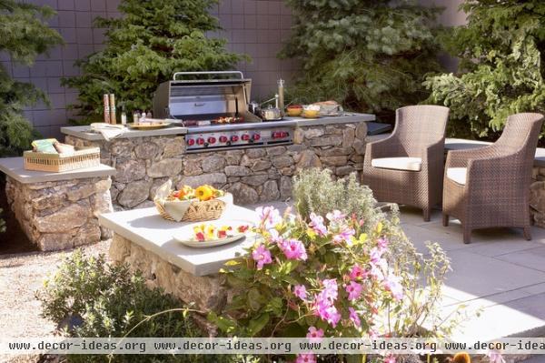 How to Add a Built-in Outdoor Grill