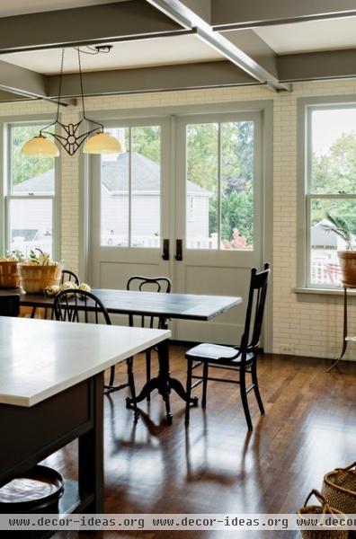 traditional kitchen by Anne Niedergang, Architect