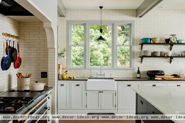 traditional kitchen by Anne Niedergang, Architect