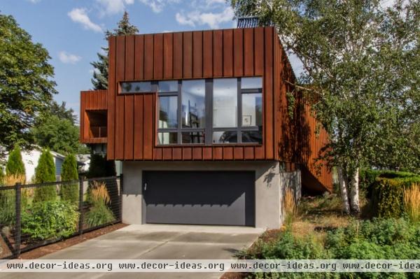 Houzz Tour: Diagonals Make a Point on a Modern Montana Home