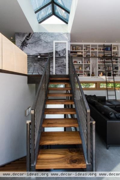 contemporary staircase by Chris Pardo Design - Elemental Architecture