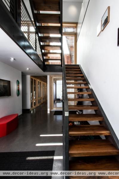 contemporary staircase by Chris Pardo Design - Elemental Architecture