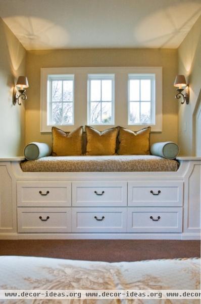 traditional bedroom by Stonewood, LLC