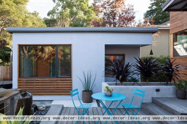 contemporary deck by Ogawa Fisher Architects