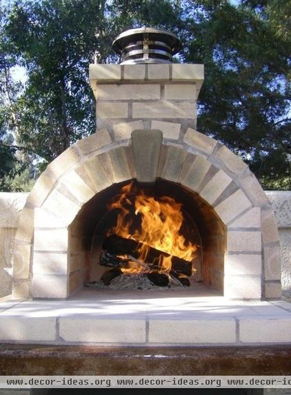 modern landscape by BrickWood Ovens