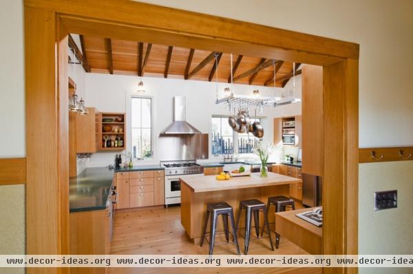 farmhouse kitchen by Arkin Tilt Architects