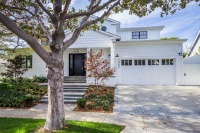 Houzz Tour: Part Traditional, Part Modern and All Family Friendly