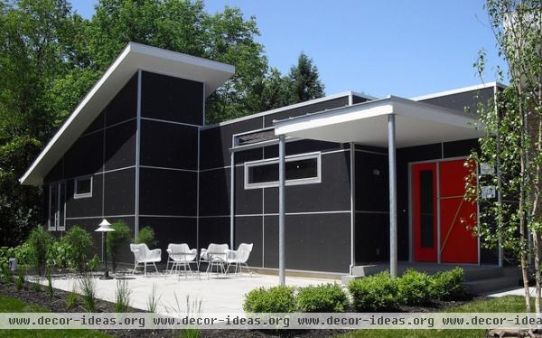 modern exterior by r.o.i. Design