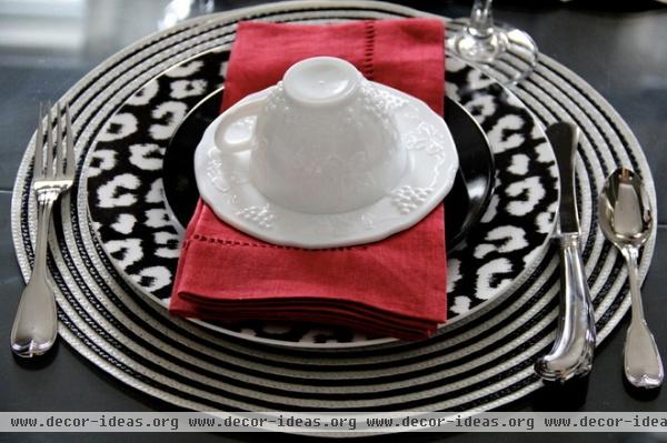 Got Hand-Me-Down Dinnerware? Make a Memorable Meal