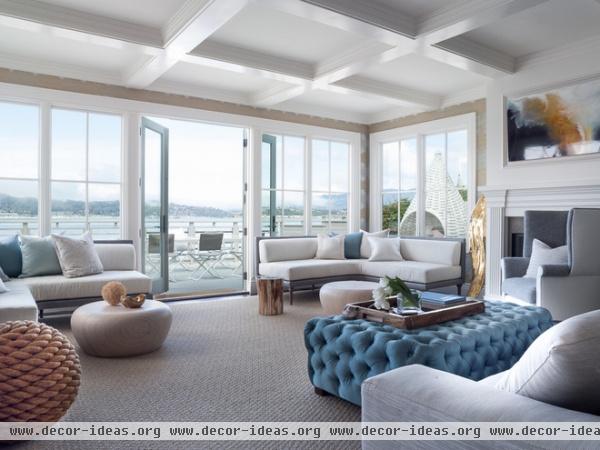 Room of the Day: Waterside Views Inspire a Soothing Palette