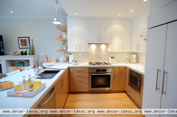 traditional kitchen by Judith Taylor Designs