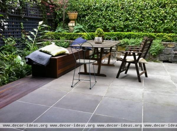 traditional patio by froglet moss