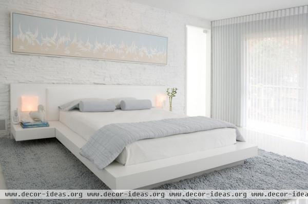 contemporary bedroom by Habachy Designs