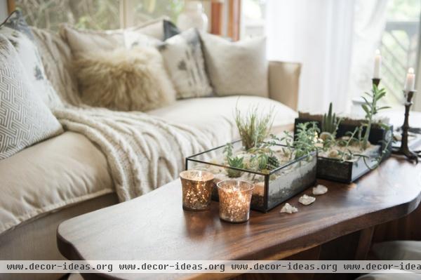 beach style living room by Ashley Camper Photography