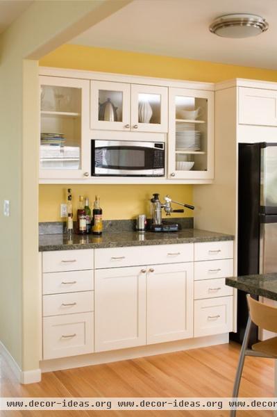 contemporary kitchen by Mueller Nicholls Cabinets and Construction