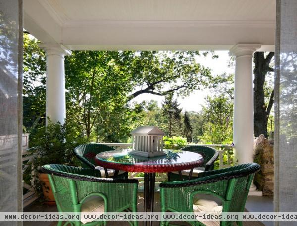 traditional porch by Francis Dzikowski Photography Inc.