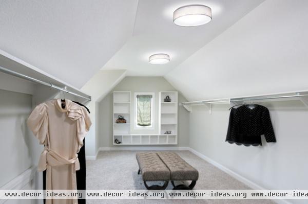 contemporary closet by Solar Light