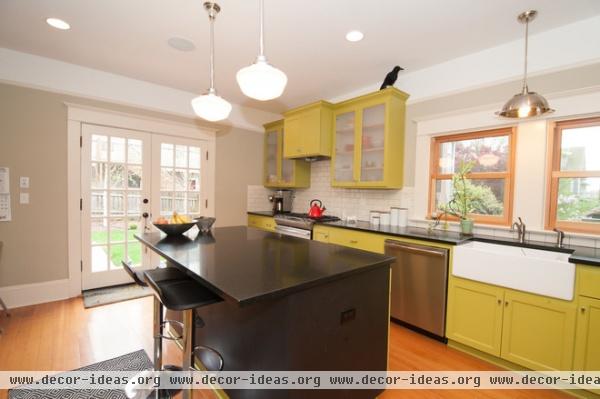 Kitchen of the Week: What a Difference Paint Can Make