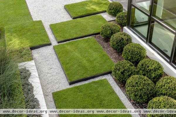 modern landscape by Exterior Worlds Landscaping & Design