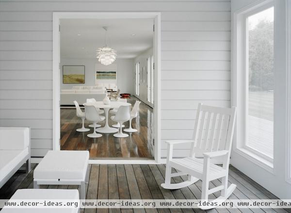 contemporary porch by Harry Elson Architect PC