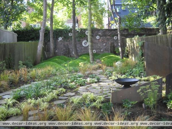 eclectic landscape by London Garden Designer